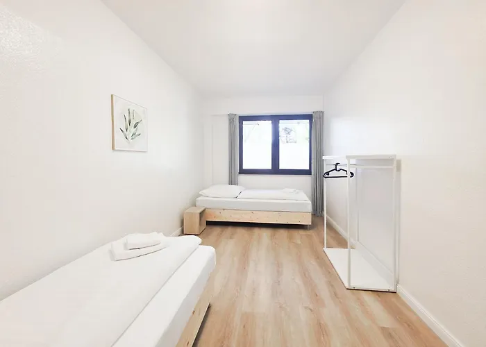 Apartament Tolstov - 3 - Kitchen - Dining Area - 25 Min Messe Dus